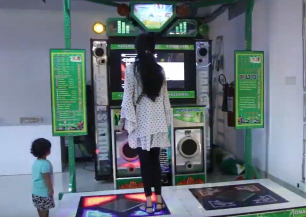 Dancing Machine
